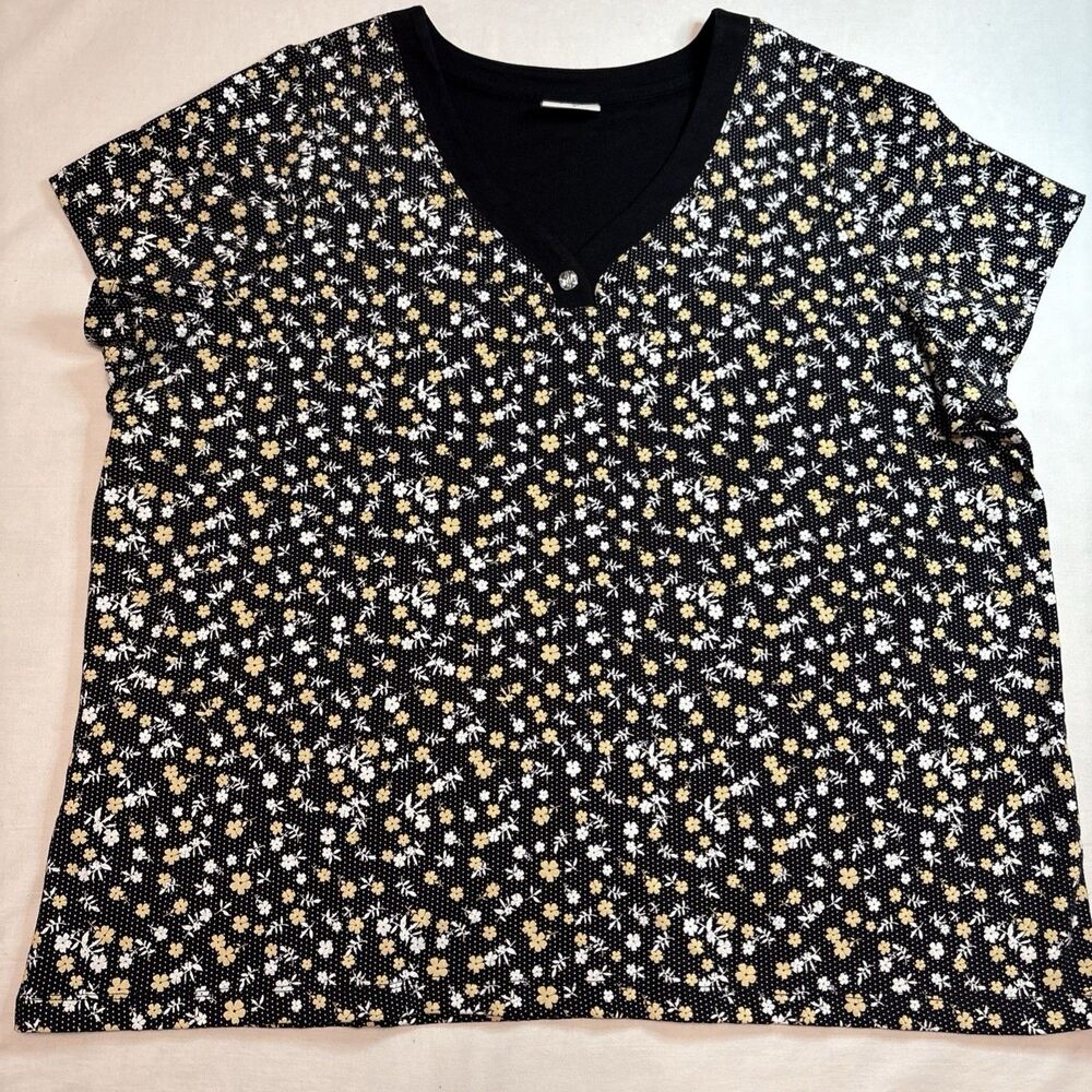 ESSENTIALS by Maggie Pullover Top Beige White Flowers on Black PLUS SIZE